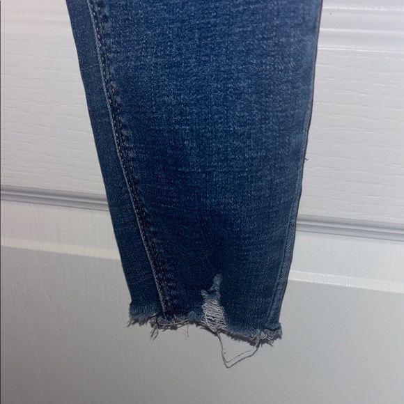 Stradivarius Blue Skinny Jeans with Distressed Details - Picture 9 of 10